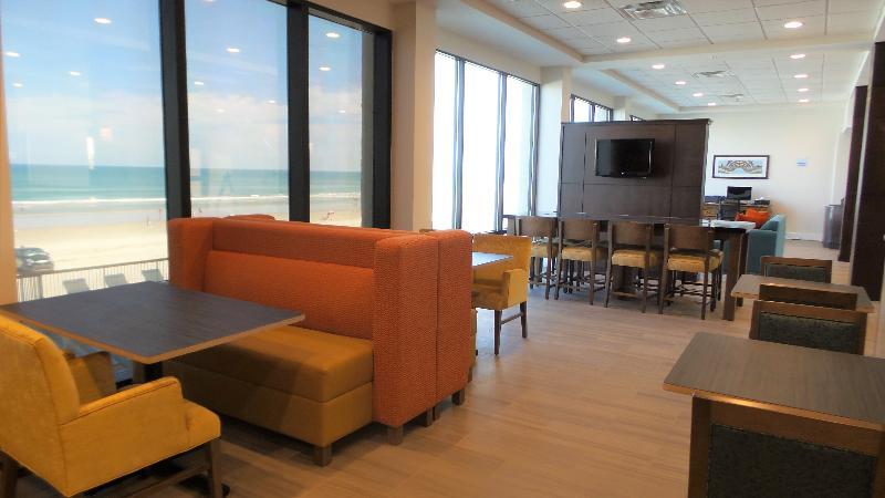 代托纳比奇海岸智选假日酒店 德通纳海滩海岸 外观 照片